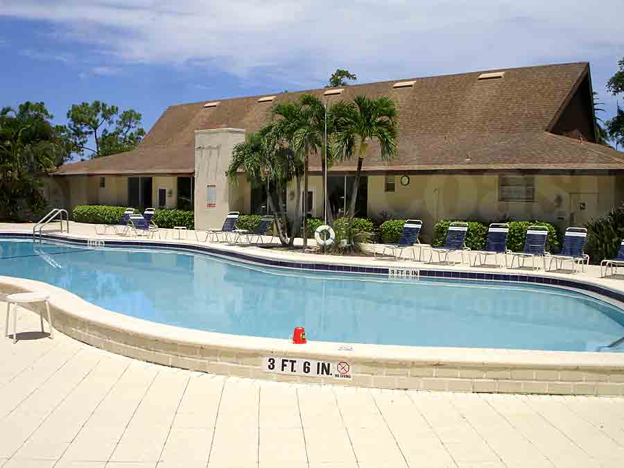 GLADES Community Pool and Sun Deck Furnishings